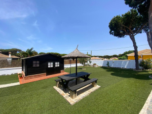 CHALET CON PISCINA A 5 MIN DE LA PLAYA EN COCHE JUNTO A NOVO SANCTI PETRI  - REF. A06-06164