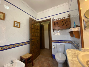 CHALET CON PISCINA A 5 MIN DE LA PLAYA EN COCHE JUNTO A NOVO SANCTI PETRI  - REF. A06-06164