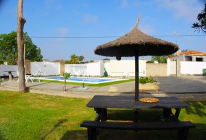 CHALET CON PISCINA A 5 MIN DE LA PLAYA EN COCHE JUNTO A NOVO SANCTI PETRI  - REF. A06-06164