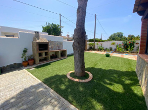 CHALET CON PISCINA A 5 MIN DE LA PLAYA EN COCHE JUNTO A NOVO SANCTI PETRI  - REF. A06-06164