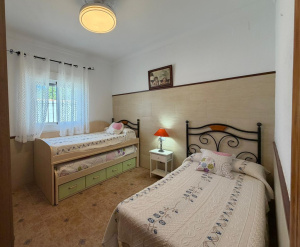 CHALET CON PISCINA A 10 MIN EN COCHE DE LA PLAYA - REF. A06-06181