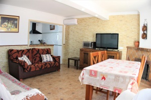 CHALET CON PISCINA 10 MIN EN COCHE DE LA PLAYA - REF. A06-06181