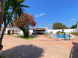 CHALET CON PISCINA A 10 MIN EN COCHE DE LA PLAYA - REF. A06-06181