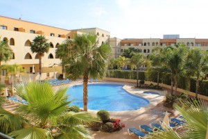 URBANIZACIÓN APART HOTEL PLAYA MARINA - REF. A01-00459