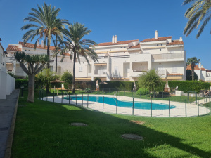 MARINA GOLF, ADOSADO - 4 DORMITORIOS - REF. A03-03161