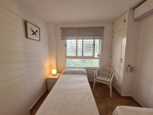 MARINA GOLF, ADOSADO - 4 DORMITORIOS - REF. A03-03161