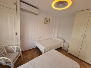 MARINA GOLF, ADOSADO - 4 DORMITORIOS - REF. A03-03161