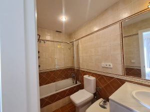 MARINA GOLF, ADOSADO - 4 DORMITORIOS - REF. A03-03161