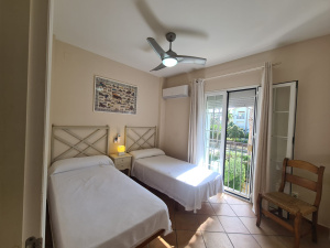 MARINA GOLF, ADOSADO - 4 DORMITORIOS - REF. A03-03161