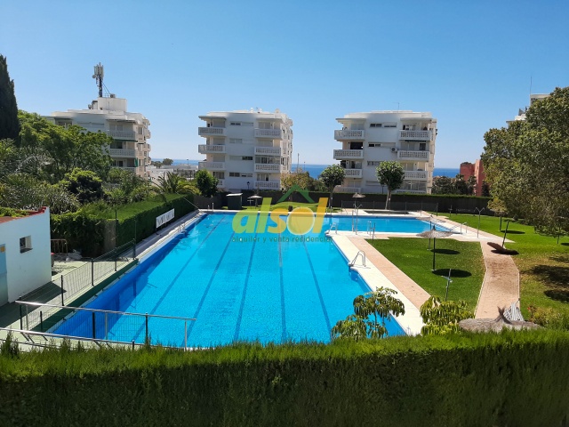 FRENTE GUADALMANSA, JARDIN, PISCINA, ZONAS DEPORTIVAS--REF. A07-07240