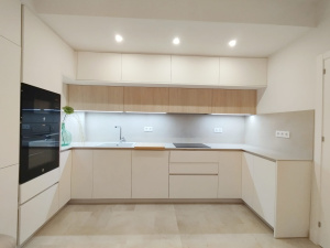 BAHIA DE LA LUZ II, BAJO - 3 DORMITORIOS - REF. A03-03190