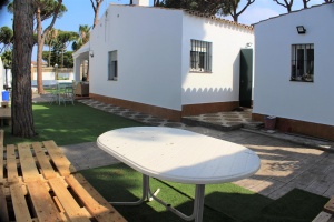 CHALET CON PISCINA A 10 MIN A PIE DE LA PLAYA  - REF. A06-06244