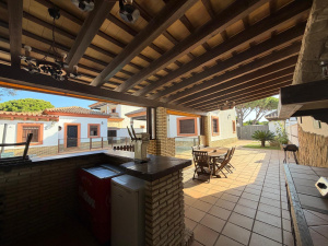 VILLA CON PISCINA A 2 MIN A PIE DE LA PLAYA - REF. A06-06266