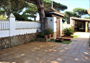 VILLA CON PISCINA A 2 MIN A PIE DE LA PLAYA - REF. A06-06266