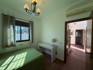 VILLA CON PISCINA A 2 MIN A PIE DE LA PLAYA - REF. A06-06266