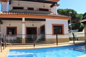 VILLA CON PISCINA A 2 MIN A PIE DE LA PLAYA - REF. A06-06266