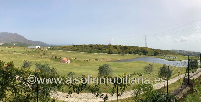 PRECIOSA ADOSADA PRIMERA LÍNEA DE GOLF, VISTAS AL MAR - REF. A07-07323