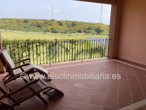 PRECIOSA ADOSADA PRIMERA LÍNEA DE GOLF, VISTAS AL MAR - REF. A07-07323