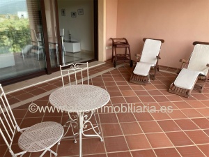 PRECIOSA ADOSADA PRIMERA LÍNEA DE GOLF, VISTAS AL MAR - REF. A07-07323