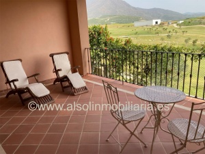 PRECIOSA ADOSADA PRIMERA LÍNEA DE GOLF, VISTAS AL MAR - REF. A07-07323