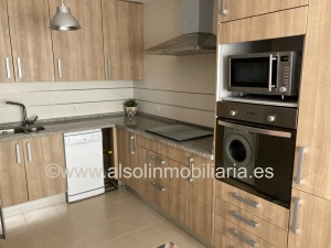 PRECIOSA ADOSADA PRIMERA LÍNEA DE GOLF, VISTAS AL MAR - REF. A07-07323