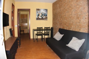 CASITA PRIVADA CON JARDIN A 5 MIN EN COCHE DE LA PLAYA - REF. A06-06271