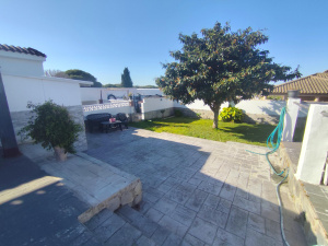 GRAN CHALET INDEPENDIENTE CON PISCINA Y APARTAMENTO INDEPENDIENTE  A 10 MIN EN COCHE DE LA PLAYA - REF. A06-06278