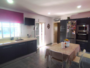 GRAN CHALET INDEPENDIENTE CON PISCINA Y APARTAMENTO INDEPENDIENTE  A 10 MIN EN COCHE DE LA PLAYA - REF. A06-06278