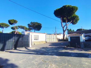 GRAN CHALET INDEPENDIENTE CON PISCINA Y APARTAMENTO INDEPENDIENTE  A 10 MIN EN COCHE DE LA PLAYA - REF. A06-06278