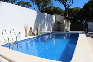 CHALET CON PISCINA A 10 MIN A PIE DE LA PLAYA - REF. A06-06279