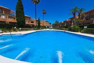 URBANIZACIÓN JARDINES DEL GOLF 1 - REF. A06-06290