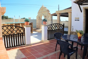 CHALET INDEPENDIENTE A 15 MIN EN COCHE DE LA PLAYA - REF. A06-06291