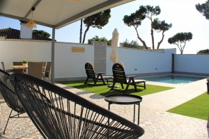 CHALET CON PISCINA A ESTRENAR A 10 MIN EN COCHE DE LA PLAYA  - REF. A06-06297