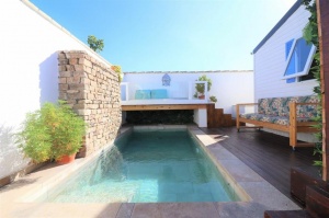 CASITA  CON PISCINA A 10 MIN EN COCHE DE LA PLAYA - REF. A06-06315