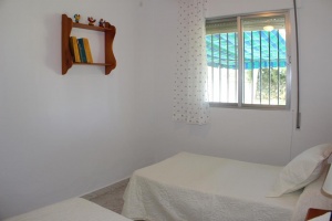  CHALET. INDEPENDIENTE EN CERROMOLINO A 10 MIN EN COCHE DE LA PLAYA - REF. A06-06333