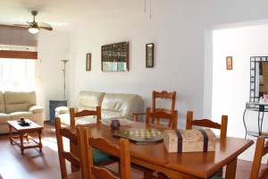  CHALET. INDEPENDIENTE EN CERROMOLINO A 10 MIN EN COCHE DE LA PLAYA - REF. A06-06333