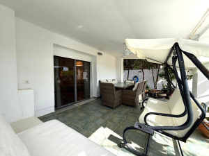 CHALET CON PISCINA JUNTO AL PUNTO MÁGICO - REF. A06-06351