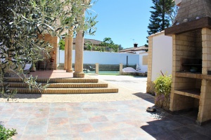 GRAN CHALET CON PISCINA A 15 MIN DE LA PLAYA - REF. A06-06369