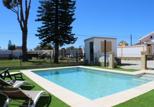 GRAN CHALET CON PISCINA A 15 MIN DE LA PLAYA - REF. A06-06369