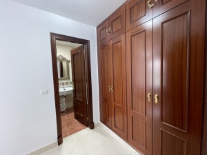 APARTAMENTO DE TRES HABITACIONES EN EL SOTO DE VISTAHERMOSA - REF. A08-00178