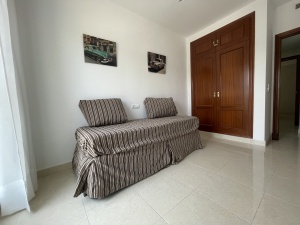 APARTAMENTO DE TRES HABITACIONES EN EL SOTO DE VISTAHERMOSA - REF. A08-00178