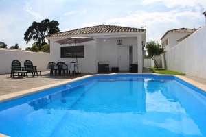 CHALET NUEVO CON PISCINA A 10 MIN EN COCHE DEL A PLAYA CERROMOLINO- REF. A06-06382