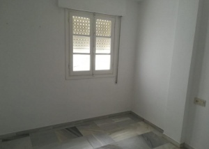 APARTAMENTO EN FINCA SEÑORIAL - CENTRO - REF. A08-00183