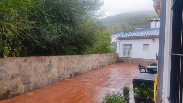 ATENCIÓN INVERSORES CASAS RURALES EN EL BOSQUE CON GARAJE Y TRASTERO - REF. A08-08015