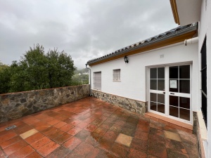 ATENCIÓN INVERSORES CASAS RURALES EN EL BOSQUE CON GARAJE Y TRASTERO - REF. A08-08015