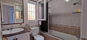 CHALET ADOSADO A 5 MIN A PIE DE LA PLAYA - REF. A06-06396