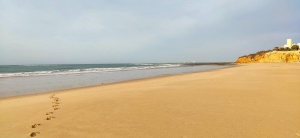 CHALET ADOSADO A 5 MIN A PIE DE LA PLAYA - REF. A06-06396