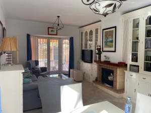 CHALET ADOSADO A 5 MIN A PIE DE LA PLAYA - REF. A06-06396