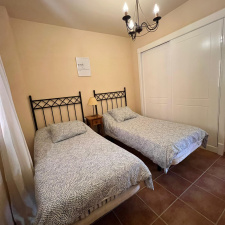 URBANIZACIÓN LOS CISNES - REF. A01-01189