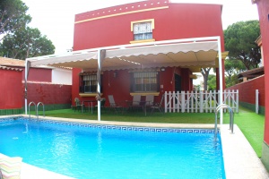 GRAN CHALET CON PISCINA A 10 MIN A PIE DE LA PLAYA SEGUNDA PISTA - REF. A06-06412